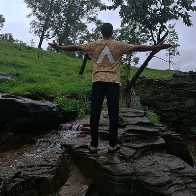 22fcb6fe8e0b4d6's profile picture. Software Engineer
I am hindu , I am not ashamed to say that I am hindu !!
Bhakt of DeshBhakts !!