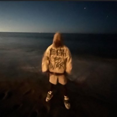 skrtz's profile picture. 