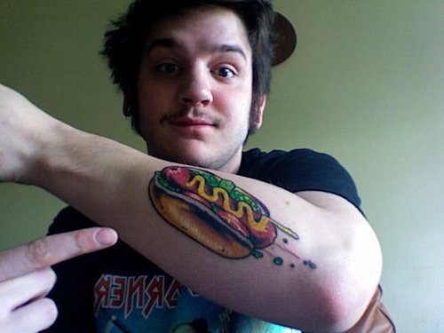 Chef @BrixtonChicago. Blackhawks fan. Hot sauce enthusiast. I dabble in cats.