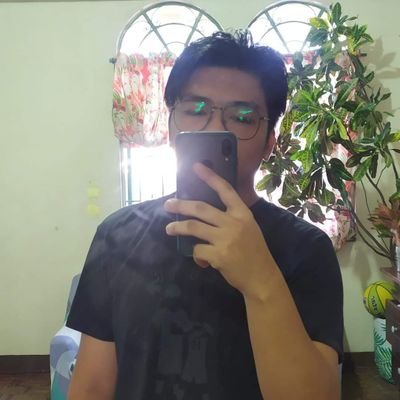 IvanEstoya's profile picture. @Silaaayyy_ ✨