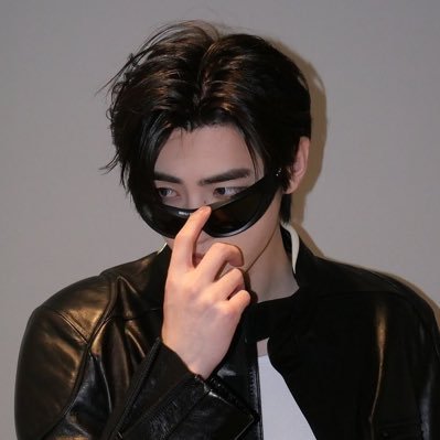 shia7871's profile picture. 19