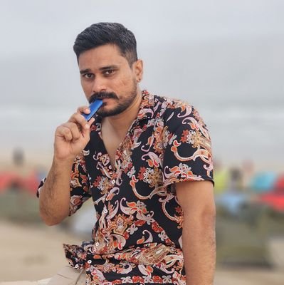 #Muslim 🇵🇰 #Muhajir #Sportsman ⚽️ #PoetryLover✍️ #SocialMediaActivist📱 #FashionDesigner #Political✌️ #Entertainer🌶 #TweetsRPersonal #RTsRNotEndorsements