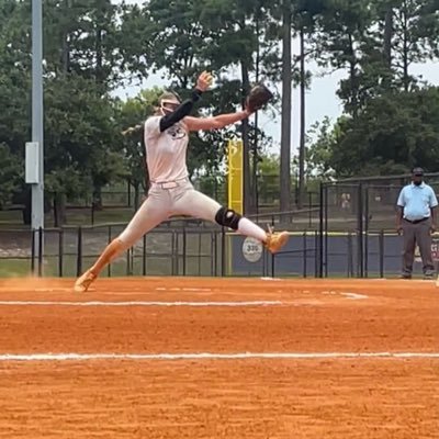 BLamonds_2029's profile picture. 2011 Pitcher & MIF / Bats Right / Throws Right / #40 South Stanly High School