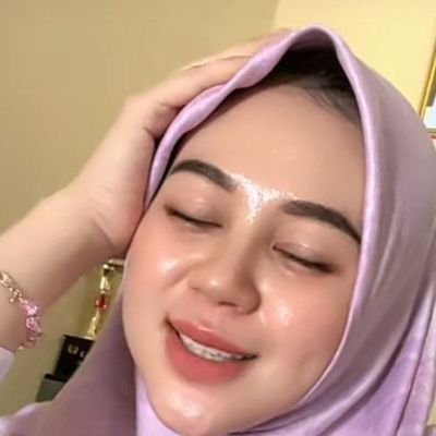 Serenad26012954's profile picture. https://t.co/cW2smU0Vcw… jangan lupa fllw ya gaess,, buat kalian yang suka sama, rok Pramuka, satin, dan jilbab 🤤💦