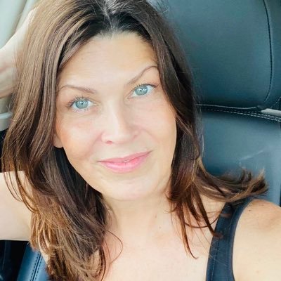 Kindergarten Teacher. Mom of 3 amazing young men & 2 dogs. ✨ Venmo: Leslie-tonon https://t.co/en17JLN21z