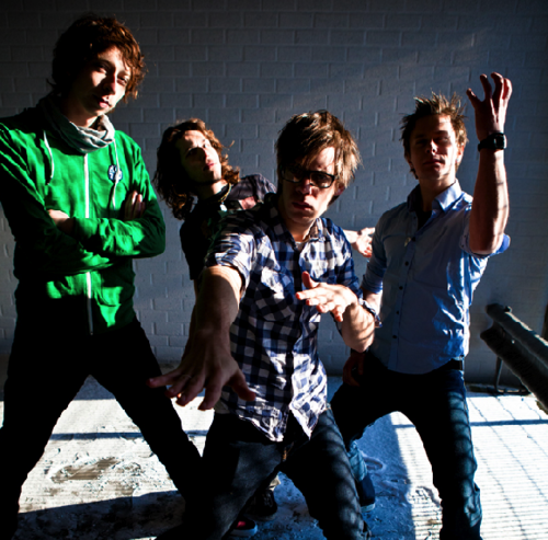 GlassesNL's profile picture. 