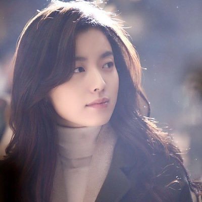 PaulaLi52451781's profile picture. Cheer up! Struggle to Live on💜 Anything under the🌙 ‘coz I care for the World!✨ Good Boy coming this May🥊