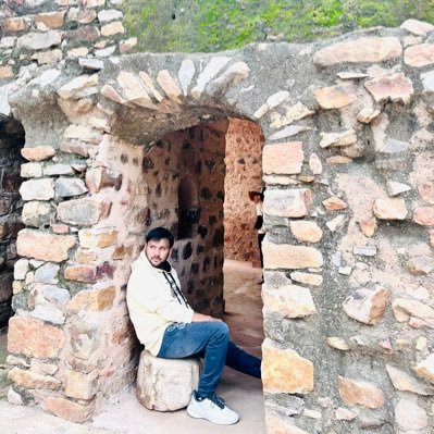 VEERARAGHAVAN30's profile picture. “I am the perfect version of me.”