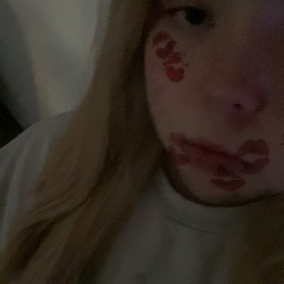 HypnoticAly_'s profile picture. 