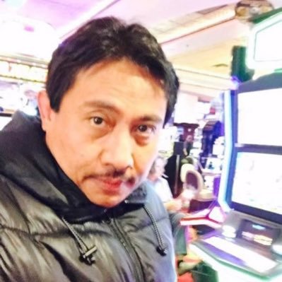 BoboyManyougo's profile picture. Environmental Activist/ Defender of the Right to Freedom of Artistic Expression/ Poet/ Doctor of Law