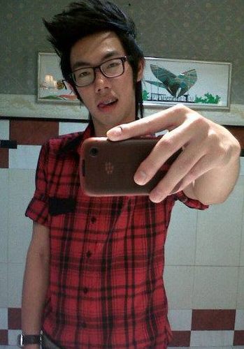 SonGsiTInFo's profile picture. ramkhamhaeng university,Marketing,Fashion, Reading,Writing,Movies,Music