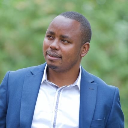 Political Scientist |Manchester united fan|Entrepreneur|Speaker