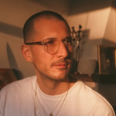 burak_basci's profile picture. Principal Product Designer @JumpCloud
Designing systems, making music, taking photos.