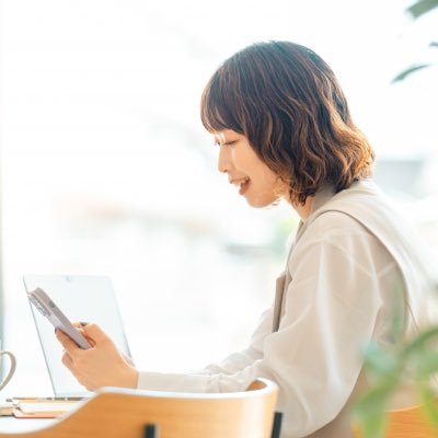 eBay無在庫販売 / 完全在宅で月利25万達成 / 副業 / パソコン1台で稼ぐスキルを発信 / 独立を目指して奮闘中 / 一児のママ / 副業でゆとりのある生活を✨LINE追加で有益情報発信中