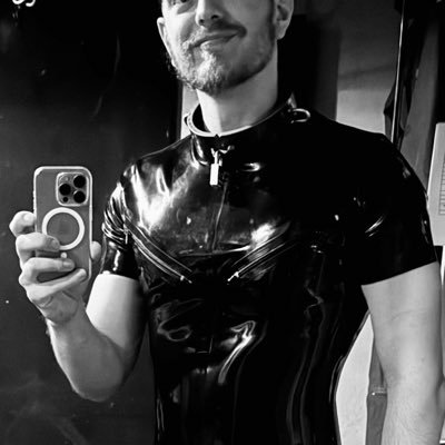 ToughLadXXX's profile picture. Sadomasochist switch top and fisttop. Not active here anymore. Im on the other platform though🦋