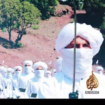 افغانستان کې زېږېدلی یم. تعلیم مي همدلته کړی او هیڅکله له هیواده بهر نه یم وتلی.