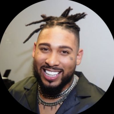 jayye_caNee's profile picture. richer In person. “raised by the wolves”