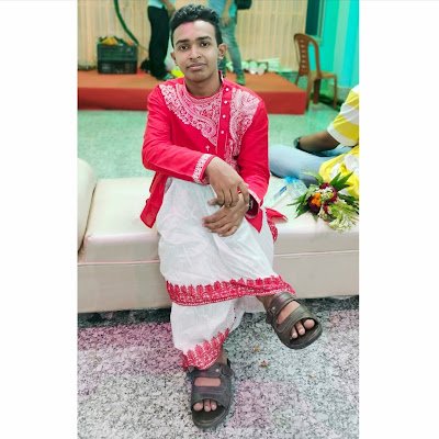 DebadityaSaha95's profile picture. 