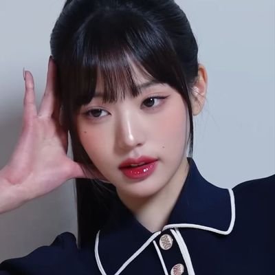 yeshalyny's profile picture. LIVE, LOVE, IVE!