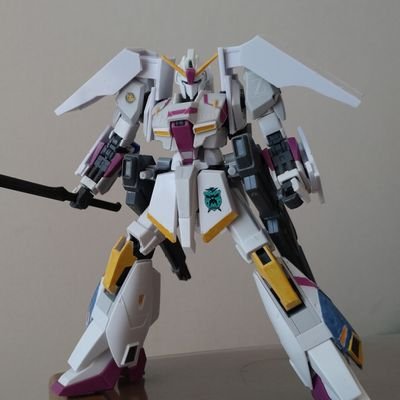 mejima7r1g2z's profile picture. N大学のロボ研部員
学ロボ2023で上下ローラの試作とER射出の1次ビデオ時の試作型から試合仕様への再設計を担当
MSZ-006-3にいろんな武装をさせることがちょっとした趣味（最近プラ板工作した）