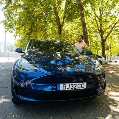 iJRMarques's profile picture. Designer, painter, tech enthusiast, gamer, Tesla supporter and Investor...
Trying to understand how the world really works...still didn't found out 😅