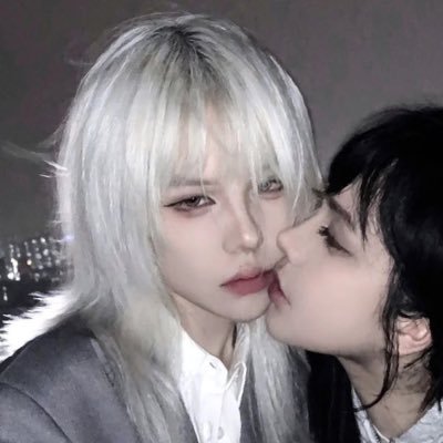 美味い安い早い吸える酔える