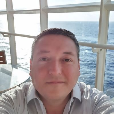 EnriqueEscami's profile picture. Empresario y Consultor Certificado. Te ayudo a pasar tu empresa del desorden al alto rendimiento. Evalúa tu empresa GRATIS en el link 👇