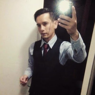 Soy de millos soy azul de corazón, Me interesa lo arriesgado y las mentes abiertas, no quiero nada serio me encantan las aventuras, sufre uno menos