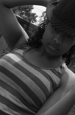 Me segue looogo!
.qi depoiis eu eskrevoo x.x ;P