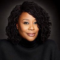 Carla Renata (@thecurvycritic) 's Twitter Profile Photo Carla Renata (@thecurvycritic) 's Twitter Profile Photo
