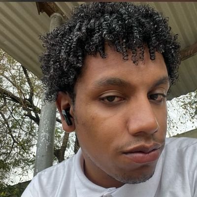 maurilioandre72's profile picture. 