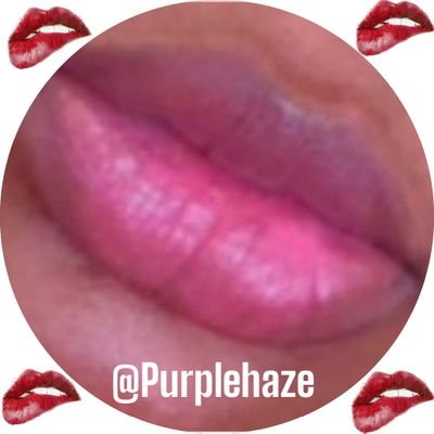 No Minors Allowed 🙅🏿♀️. 👄 Lip fetish model. I accept most requests • NO
IN-PERSON MEETING • NO NUDITY • My DMS are always open 😊 • Feel free to contact me