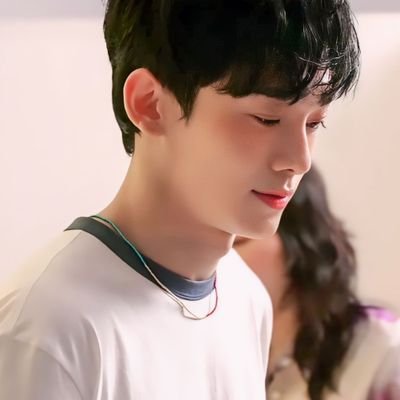 '04 | for exo, nct, svt | she/her |for bns and stan