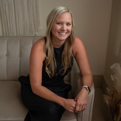 Saved by His grace. Wife to @KnockOnDWood. Mom to Chance & Blakely. Strategic Partnerships Manager @WGU. Tennessee MS #PE Teacher of the Year ‘21.