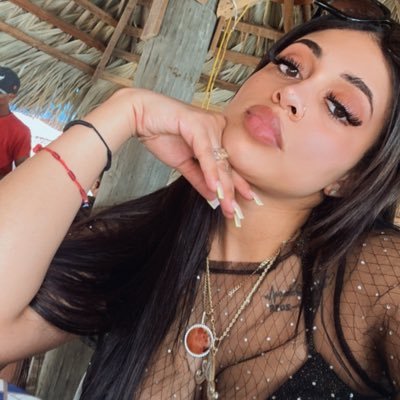 arlizaaa__'s profile picture. Gods favorite ✨