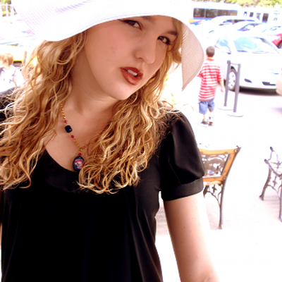 Andrea Erin Reece (@Andrea_Reece) | Twitter