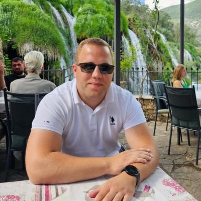 Психолог/Не одговарам безименима, били наши или њихови/АЈ' Борац
