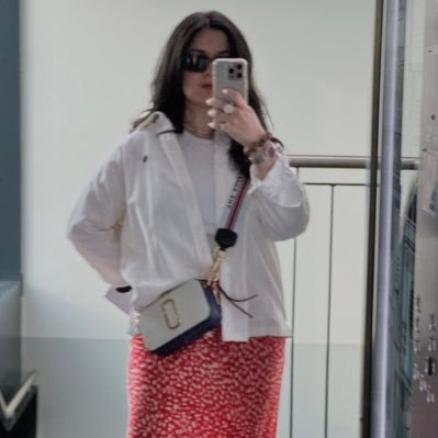 thedaryaaa's profile picture. نیمه‌ی تاریک ماه🌙🌑