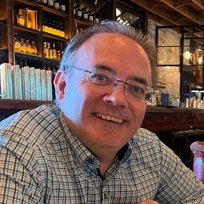 Sub editor, Carlow Nationalist. Former news editor at Irish Daily Mail and production journalist at Irish Examiner.