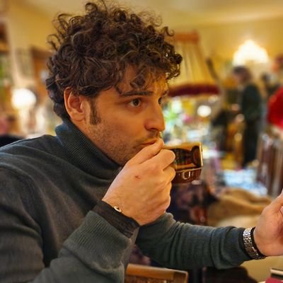 BillasLeonidas's profile picture. Wine and crypto enthusiast