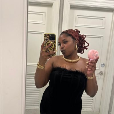 I’m a work of art. Mental Health Advocate. Step Coach. Educator 👩🏾🏫. Future U.S. Secretary of Education.🌻 Proverbs 3:13-18