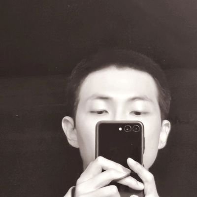ㅤㅤㅤ 𝑹𝒐𝒍𝒆𝒑𝒍𝒂𝒚𝒆𝒓 ╱ 1994 best sperm, the handsome boy from korean group named 방탄소년단. he is Kim Namjoon. SND-SELFOLL