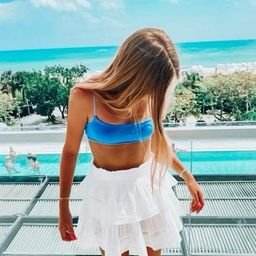 NewturthjcLB's profile picture. Originally from Malaysia, now living in the UK, runs a clothing shop