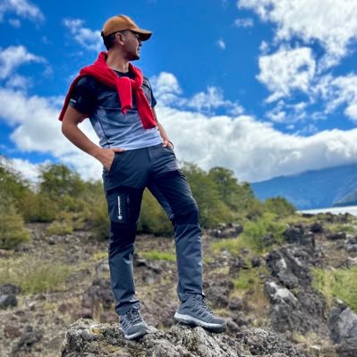 alex_uziel's profile picture. Ingeniero Comercial, Académico Investigador, amante de la Economía. Agente de cambio. Valoro las buenas fotos. Sureño.