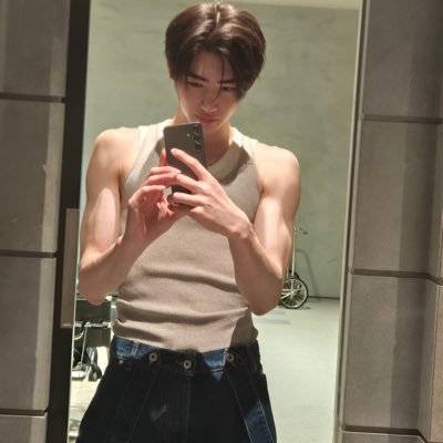 jnnyaaao_'s profile picture. solace, #엔하이픈 | #1 jayhoon enthu | 230205 | 240203 | 240528 | 241206 | 250301 💭🤍 | byeon wooseok 💌