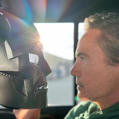 newbie992345's profile picture. 