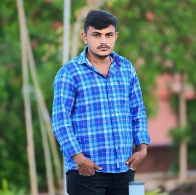 Mapsa_Khod_Jaat's profile picture. ᴬ ᵈⁱᵉ ʰᵃʳᵈ ᶠᵒˡˡᵒʷᵉʳ ᵒᶠ ᵃ ˡᵉᵃᵈᵉʳ ʷʰᵒ ʰᵃˢ ᵇᵉᵉⁿ ᶠⁱᵍʰᵗⁱⁿᵍ ᶠᵒʳ ᵗʰᵉ ᶠᵃʳᵐᵉʳˢ, ˡᵃᵇᵒʳᵉʳˢ ᵃⁿᵈ ᵉˣᵖˡᵒⁱᵗᵉᵈ ᶜˡᵃˢˢ ᵒᶠ ᵗʰᵉ ᶜᵒᵘⁿᵗʳʸ ᶠᵒʳ ᵗʰᵉ ˡᵃˢᵗ ²⁵ ʸᵉᵃʳˢ.