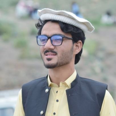 YghjffW73967's profile picture. 