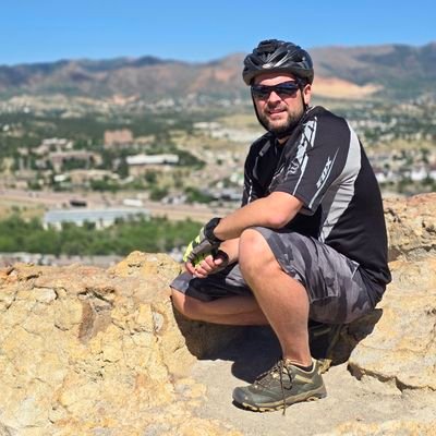 coolpop0's profile picture. 