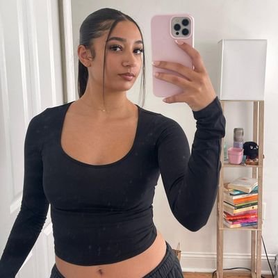 Ariellalesh's profile picture. Htx

💙🤍

'26